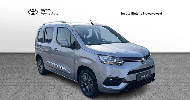 Toyota Proace City Verso cena 116900 przebieg: 38456, rok produkcji 2021 z Grajewo małe 211